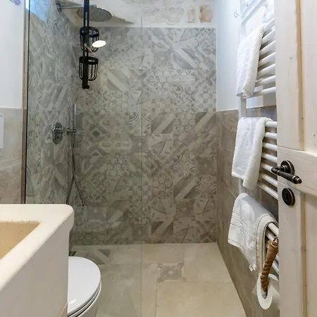 Apartment Style - 2 Terraces With Sea Views